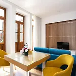 Valentino Loft Center - By Guest