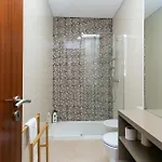 Valentino Loft Center - By Guest Apartment