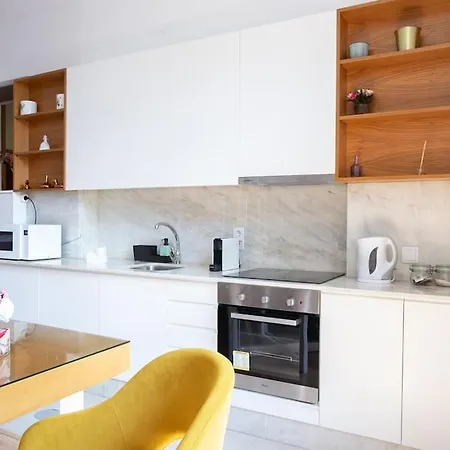 Valentino Loft Center - By Guest * פורטו