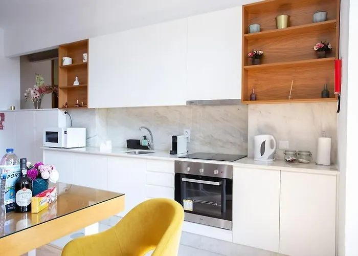 Valentino Loft Center - By Guest * 波尔图