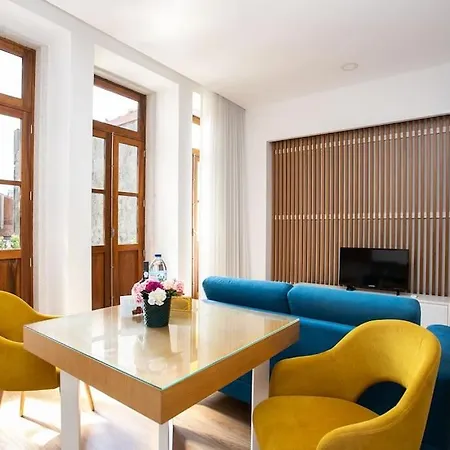 Valentino Loft Center - By Guest